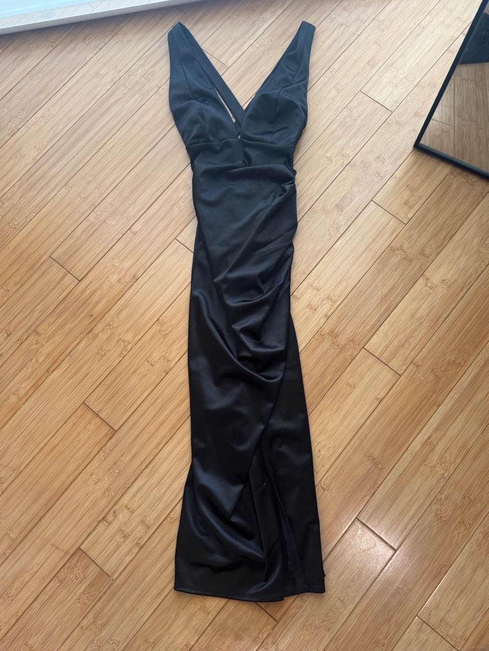 Windsor Black Plunge Midi Dress